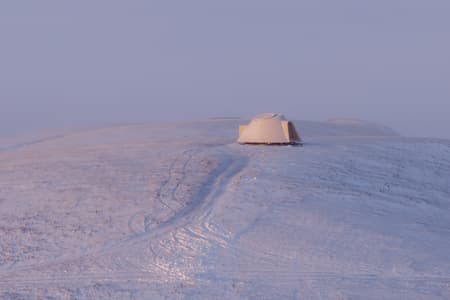 Volcano-In Hotel of Arrivals